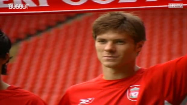 Xabi Alonso and Luis Garcia join Liverpool